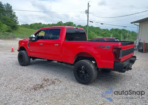 2017 Ford F-250 Xlt z USA, uszkodzony, nr VIN 1FT7W2B63HEE89552